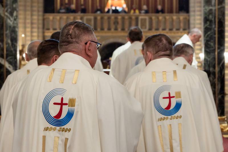 2024_03_28_olajszentelesi szentmise_25.jpg